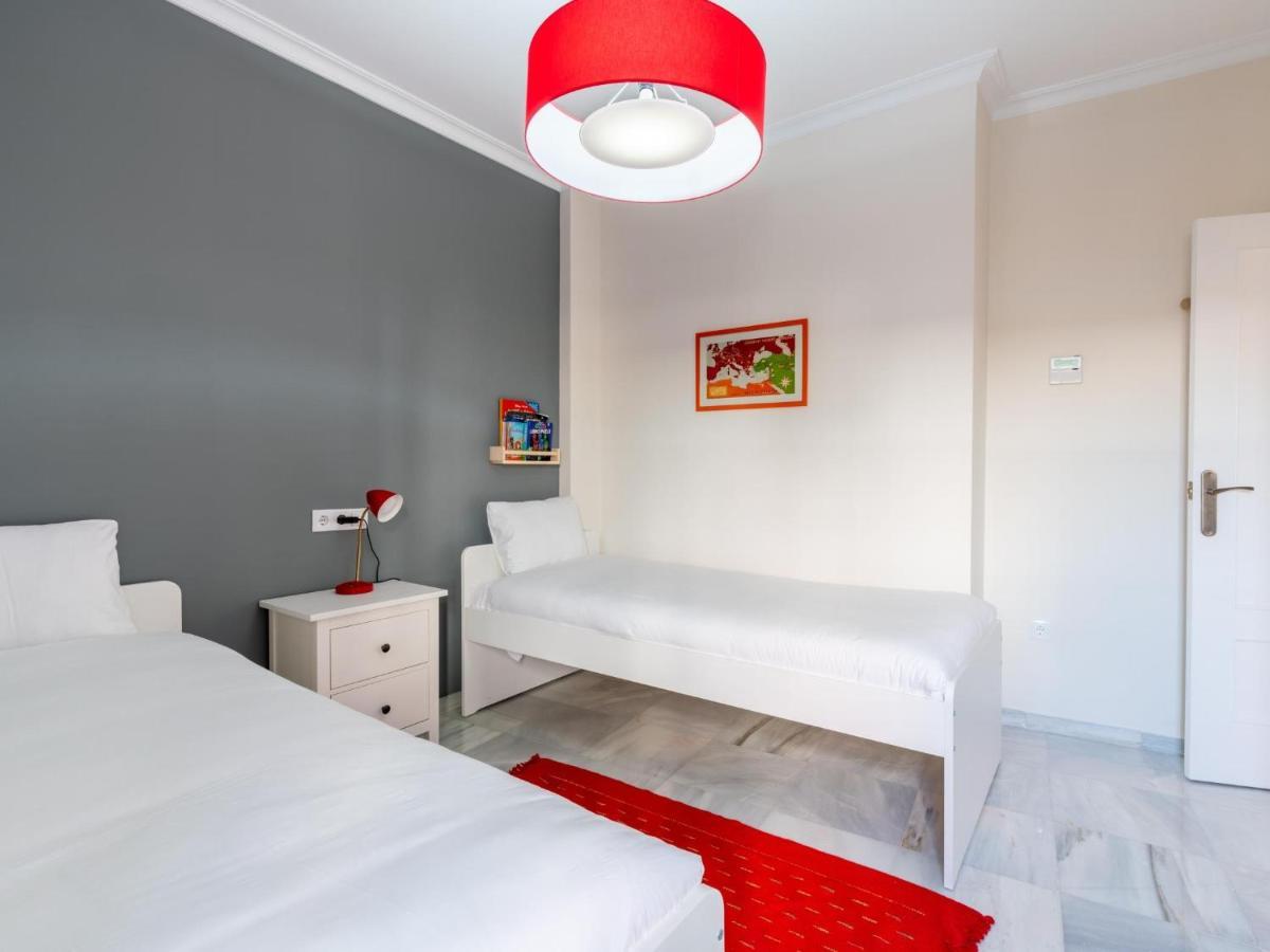Holi-Rent Penthouse Penuelas Sevilla Dış mekan fotoğraf